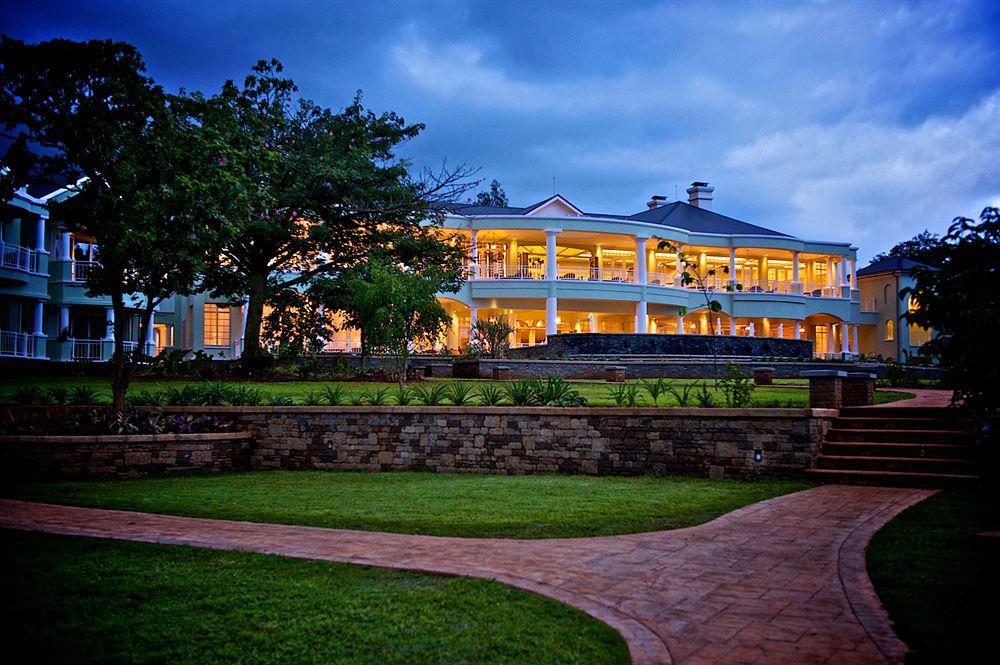Hemingways Nairobi Hotel Exterior foto