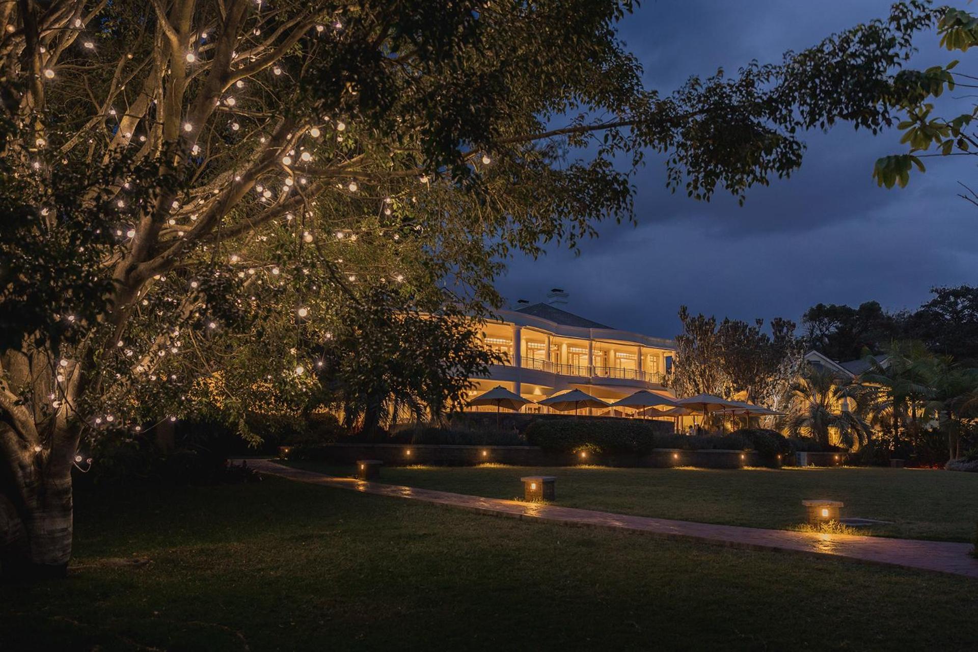 Hemingways Nairobi Hotel Exterior foto